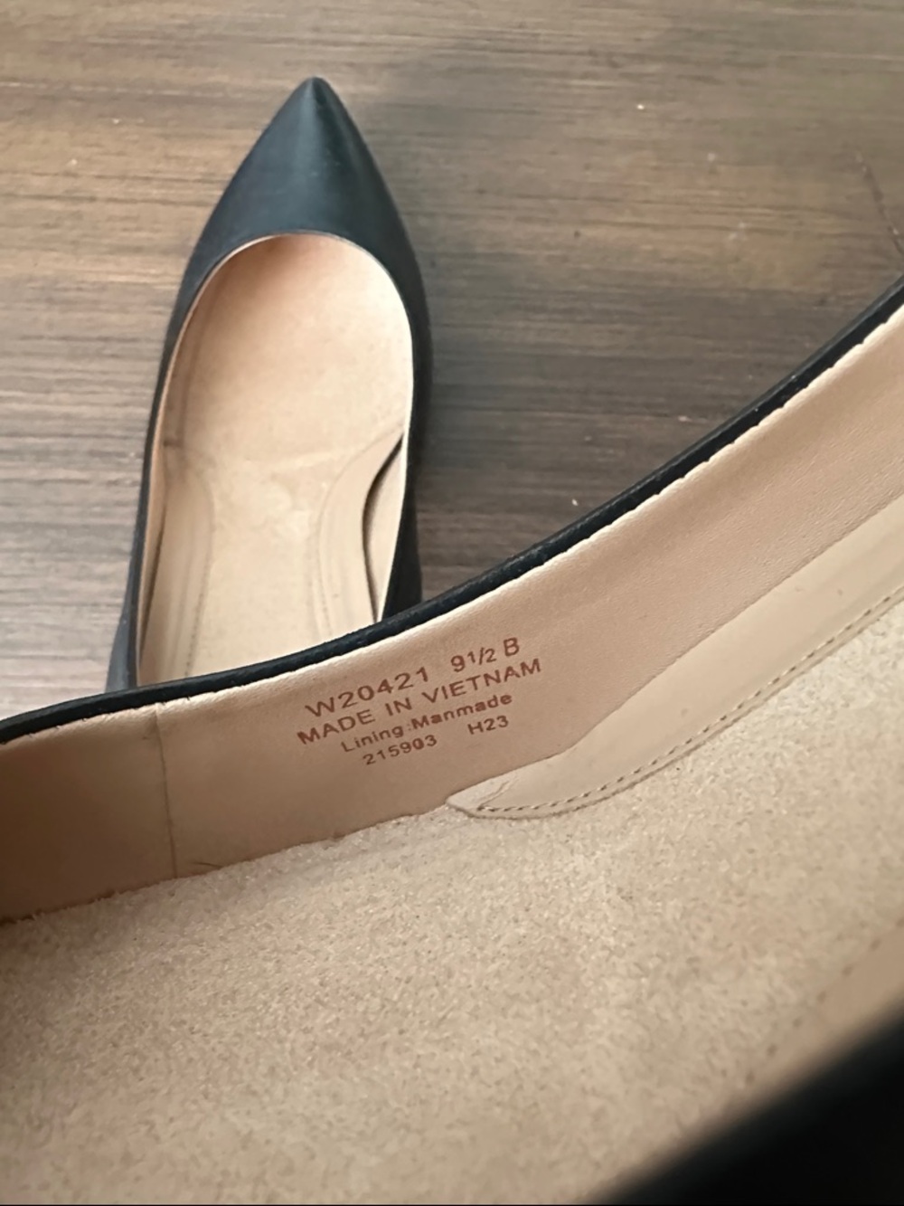 Brand New Cole Haan Go-To Janey Pointed-Toe Mid Heel Pumps - Picture 6 of 8